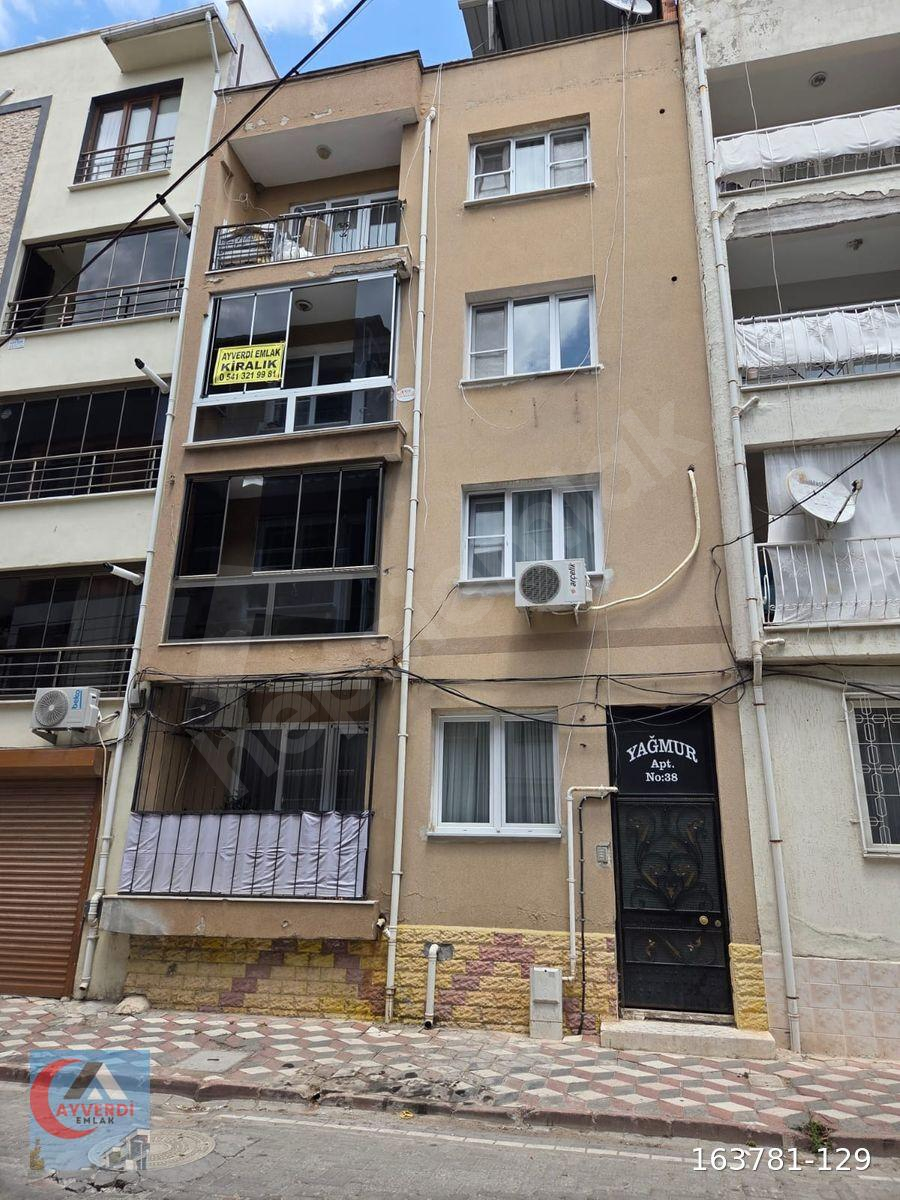 Reşatbey Mah. ara kat kiralık daire
