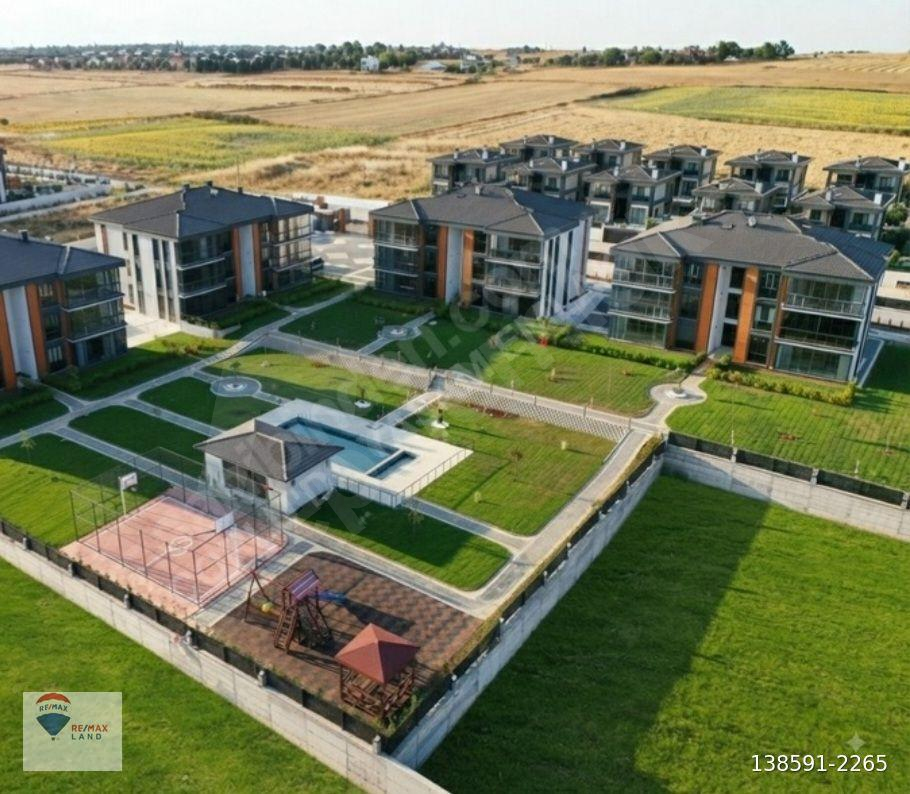 REMAX LAND'DAN ÖNERLER SAKURA GARDEN LİFE'DE SATILIK BAHÇE KATI