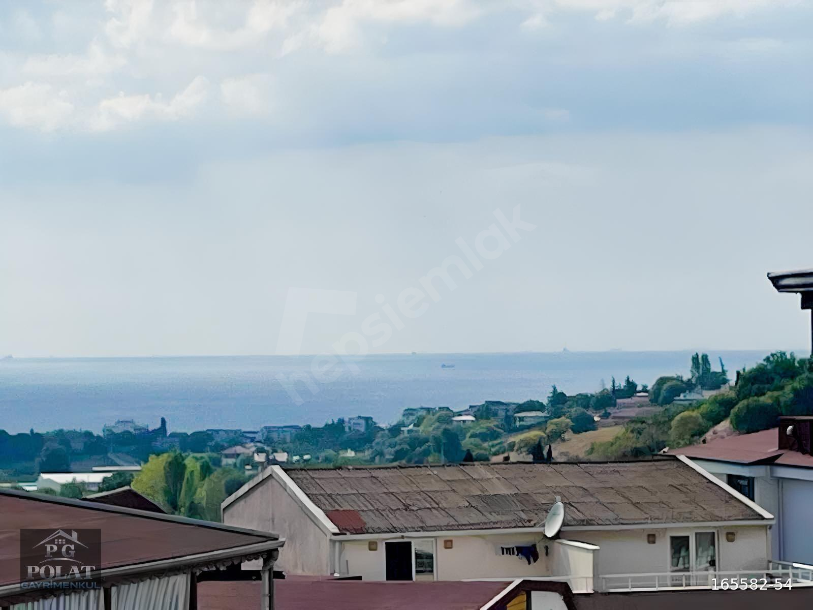 DARICA PRİREİS DE TUZLA CADDESİ YANINDA 2+1 DAİRE