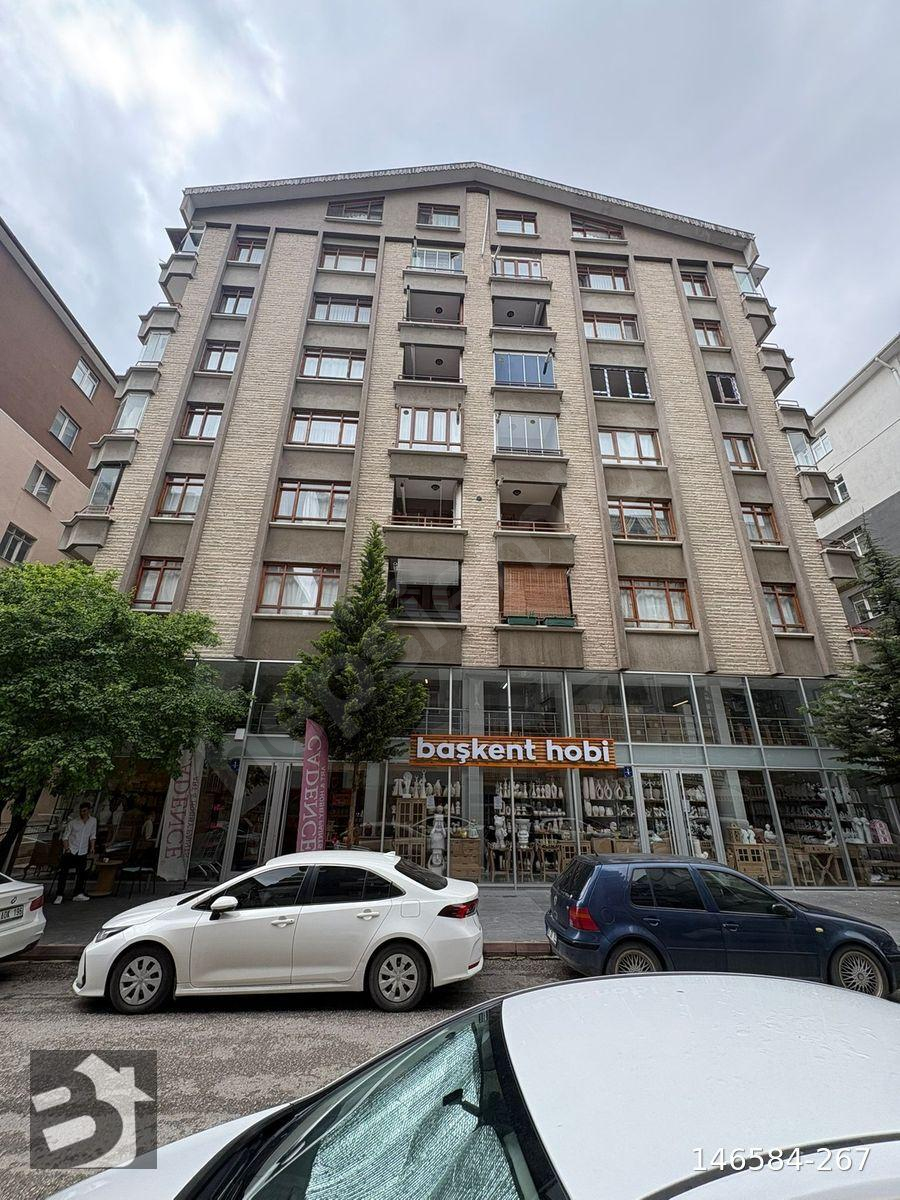 DEMET 10.CD METRONUN DİBİNDE ASANSÖRLÜ GENÇ BİNA SATILIK DUBLEKS