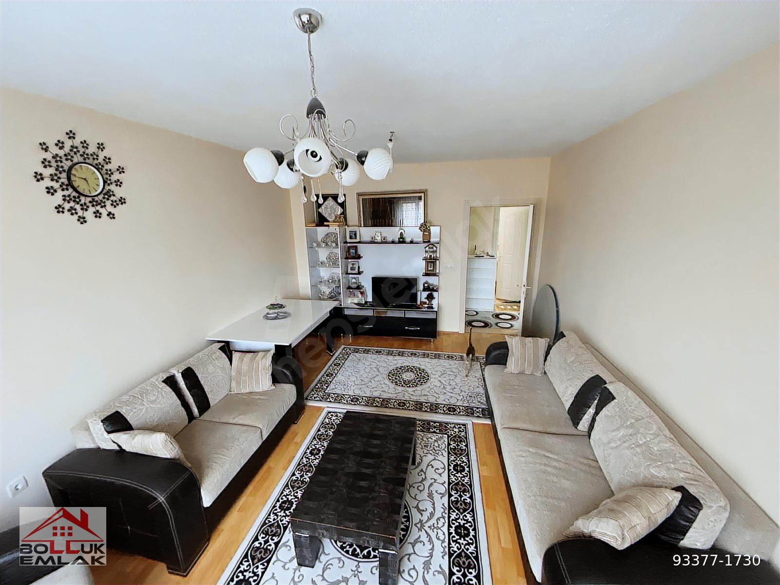 YAŞAMKENT'TE SİTE İÇİNDE 3+1 106 M2 CAM BALKONLU DAİRE