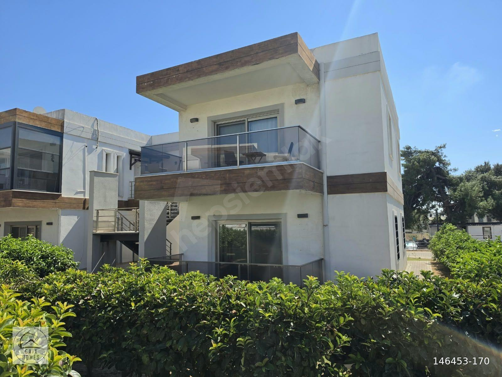 Bodrum Konacık Satılık Adliye yakını Havuzlu 2+1 Bahçekatı Daire