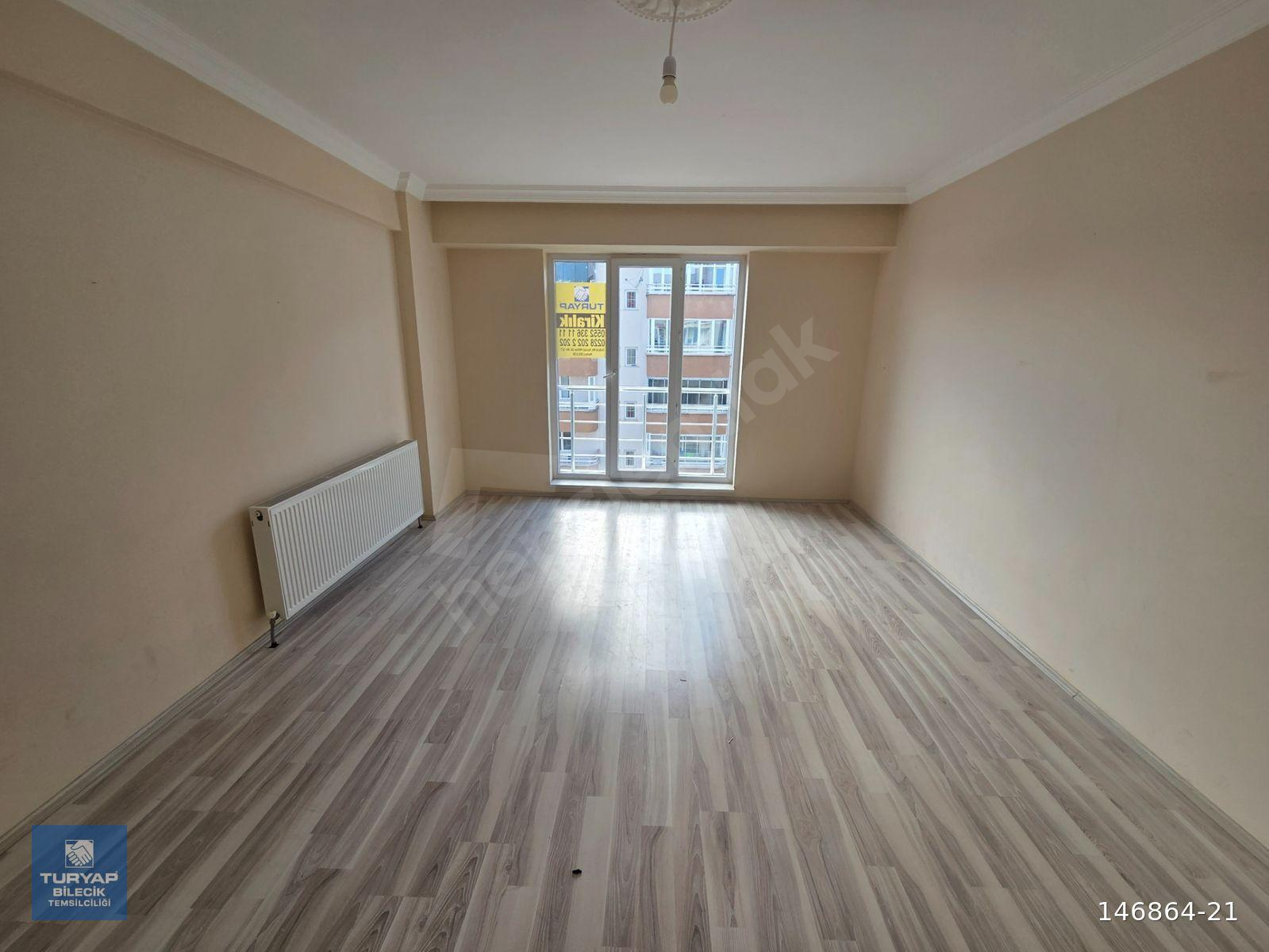 TURYAP BİLECİK'TEN BAHÇELİEVLER MAH. PELİKAN EVLERİNDE 3+1 ARAKAT 120M² KİRALIK DAİRE