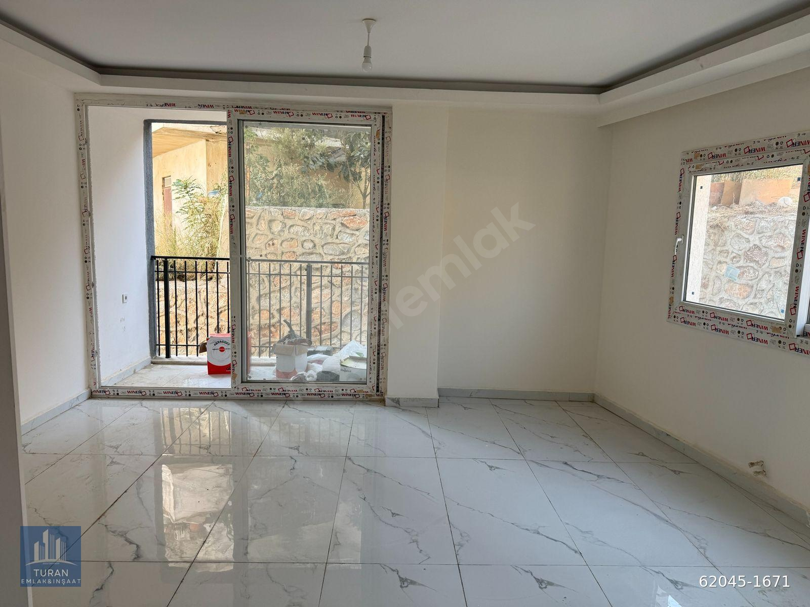 milas güneşe adliye arkası satılık daire.