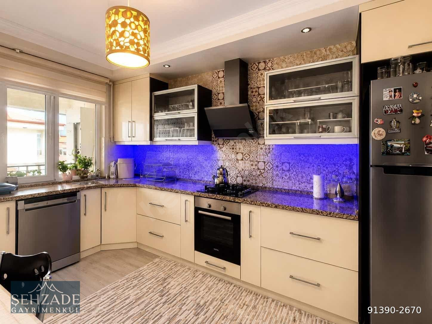 ŞEHZADE'DEN 1200 EVLER 'DE 4+1 GENİŞ KULLANIŞLI DAİRE