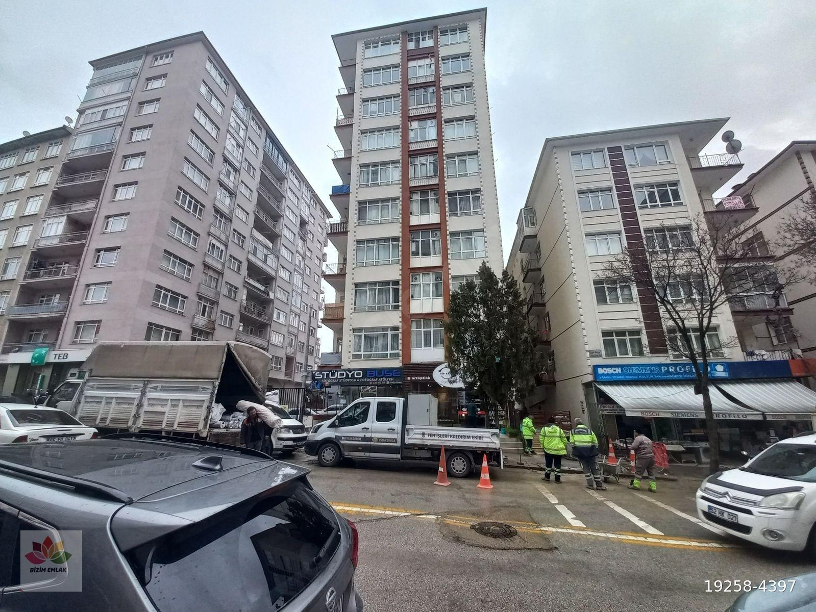 Demet Metrosuna 50 Metre Mesafede.Yapılı,3+1,Kiralık Daire