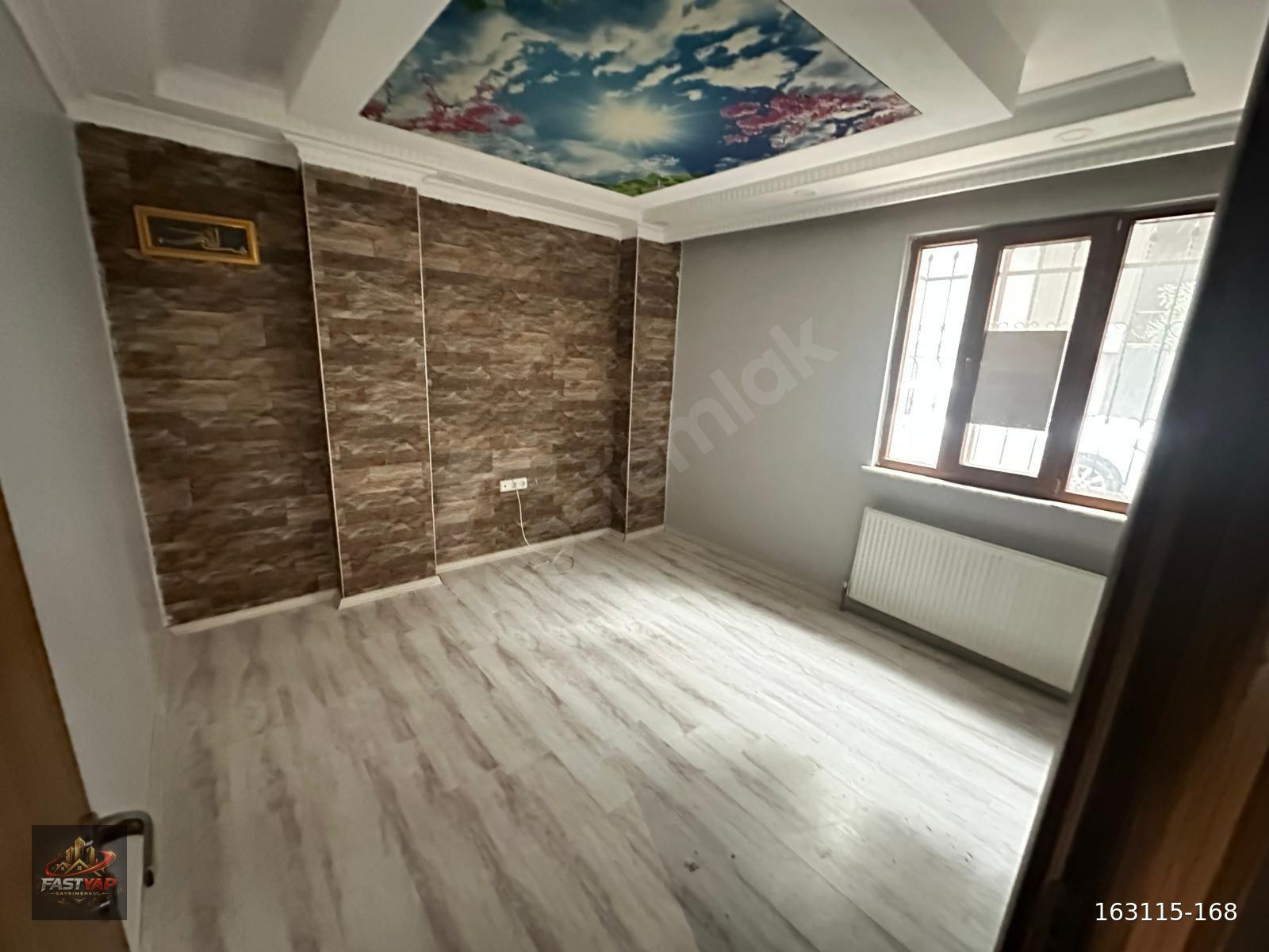 FASTYAP TAN ARNAVUTKÖY MERKEZE ÇOK YAKIN 4+1 TERS DUBLEX DAİRE