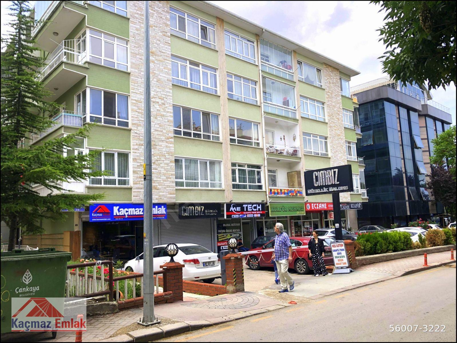 Çankaya Ayrancı 'da Eşyalı Kiralık 3+1 Daire