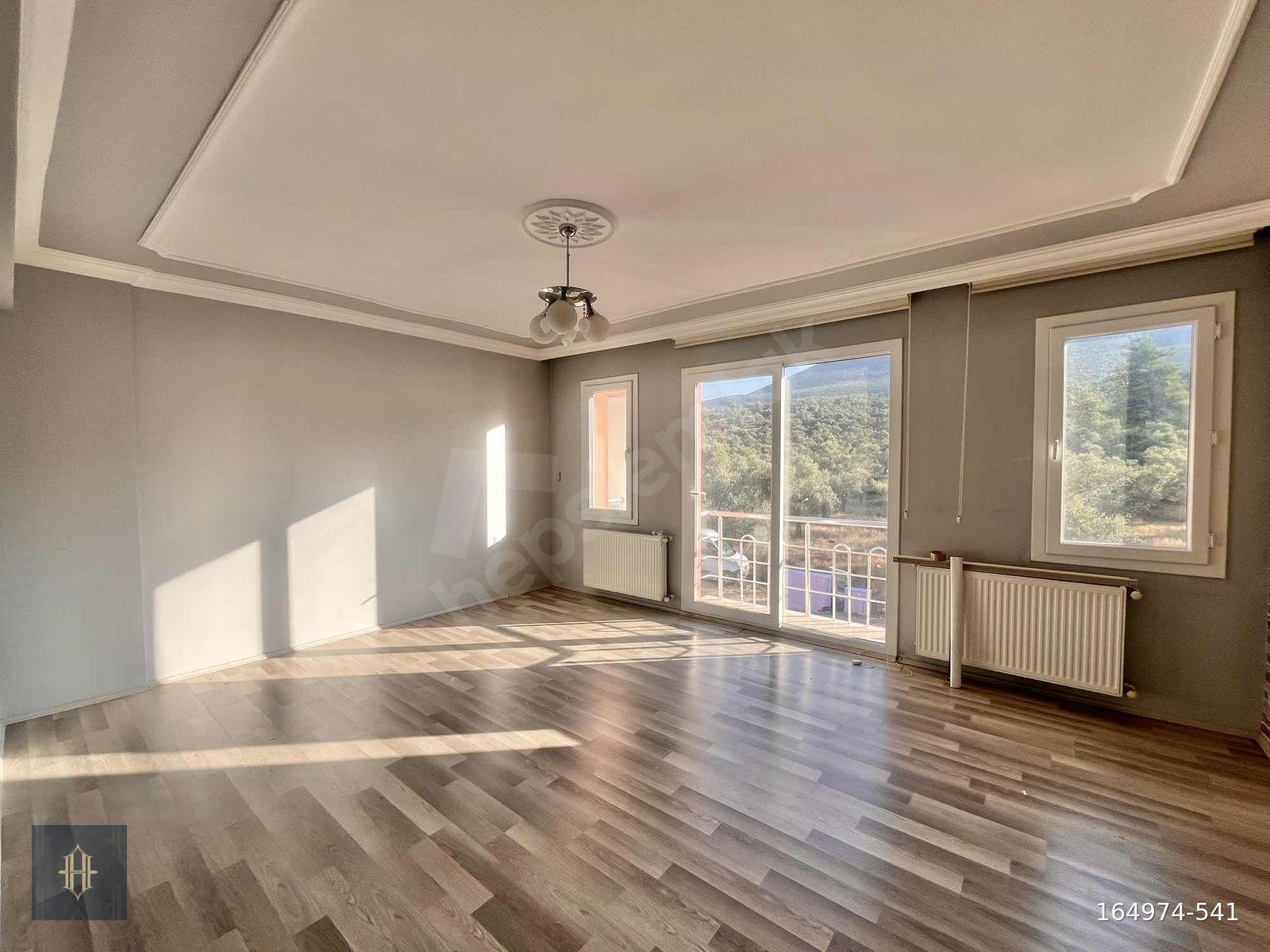 Milas Fen Lise Yanı 130m2 Ayrı Mutfak Harmaya Real Estate