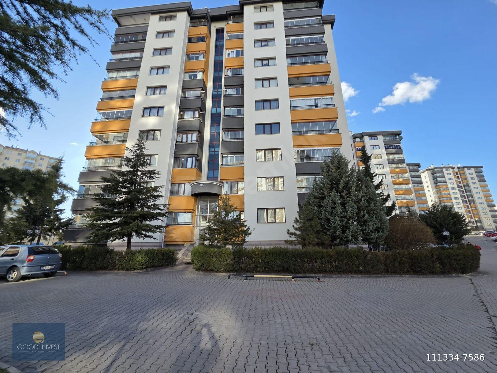 Krediye uygun Ahimesud Yeşilelvan Sitesi gd cephe en üst kat önü açık 3+1