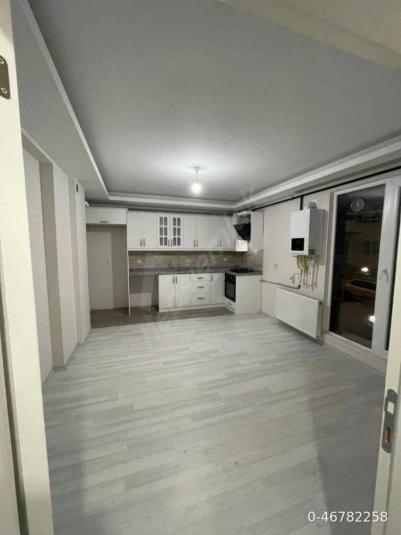 Sahibinden Tramvaya Yakın Kiralık 1+1