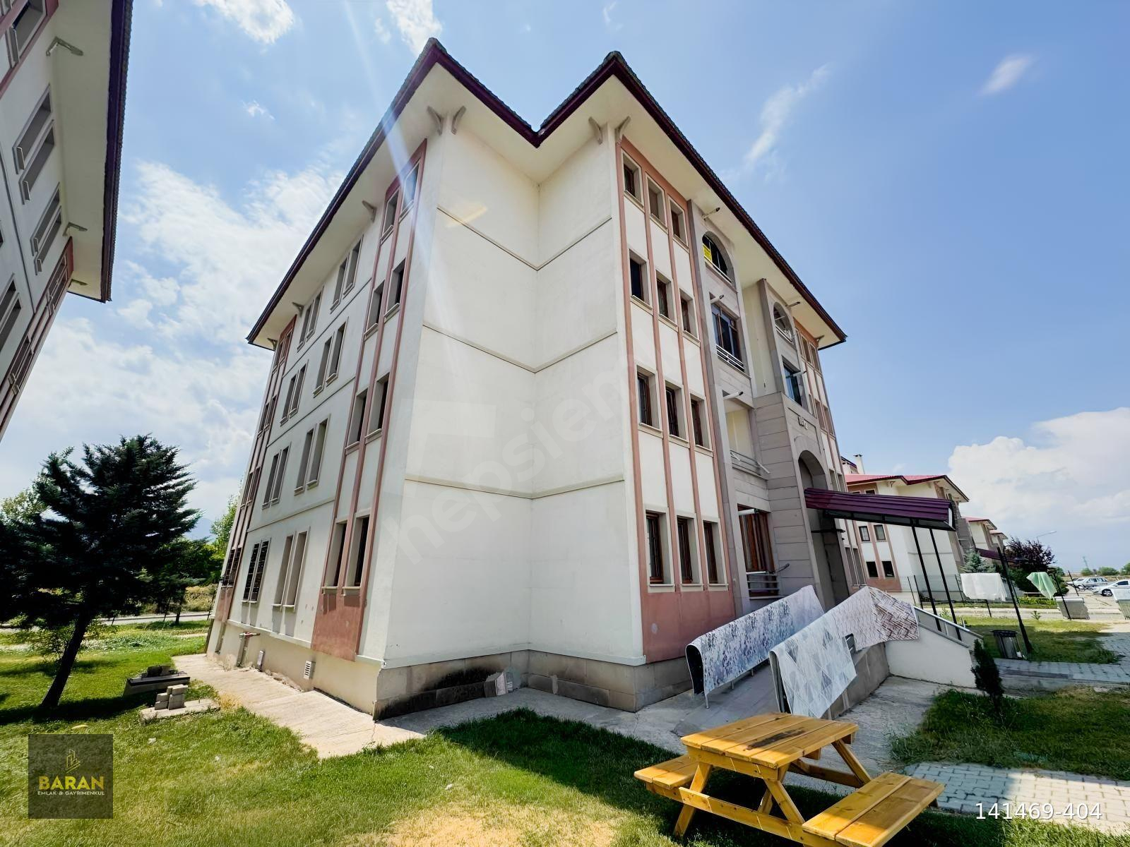 YOĞURTLU TOKİDE EŞYALI KİRALIK 2+1 DAİRE