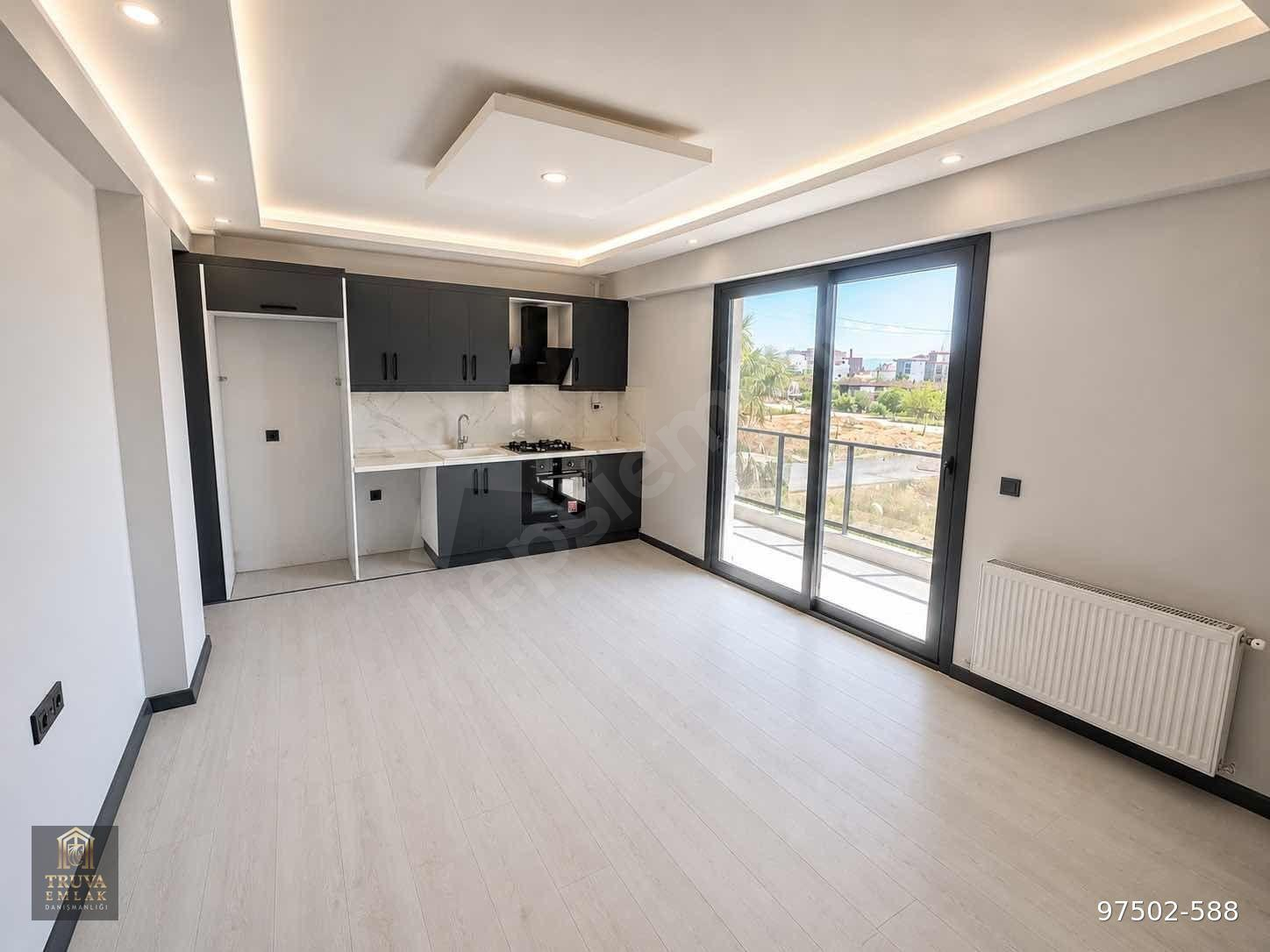 TRUVADAN BAHÇELİEVLERDE İYİ KONUMDA SATILIK 1+1 SIFIR DAİRE