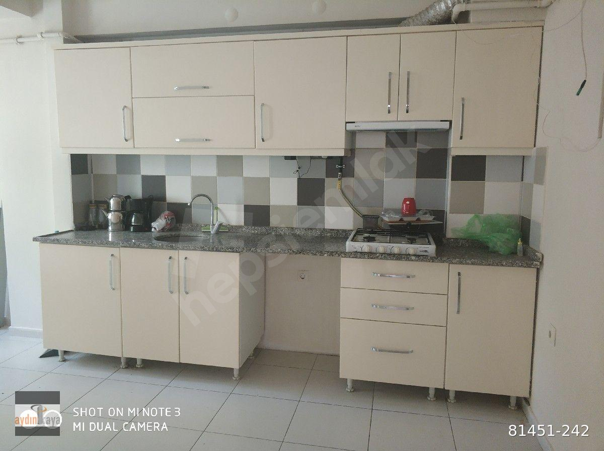 BAHÇELİEVLER MAHALLESİ'NDE KİRALIK 2+0 BALKONLU ASANSÖRLÜ YENİ BOYALI DAİRE