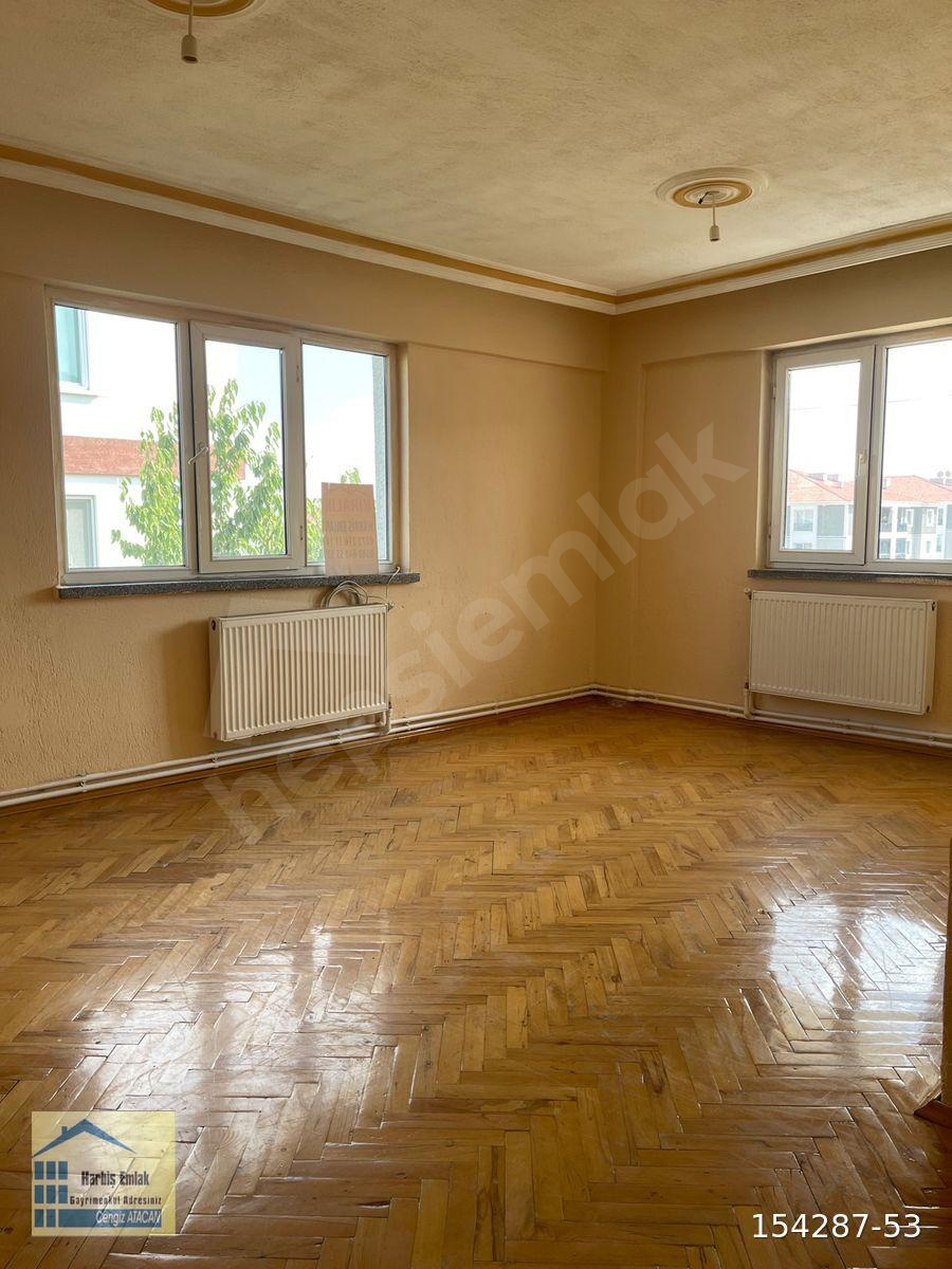 Afyonkarahisar Merkez Kanlıca Mah. Adliye Yakını Hesaplı Kiralık Hesaplı Daire...