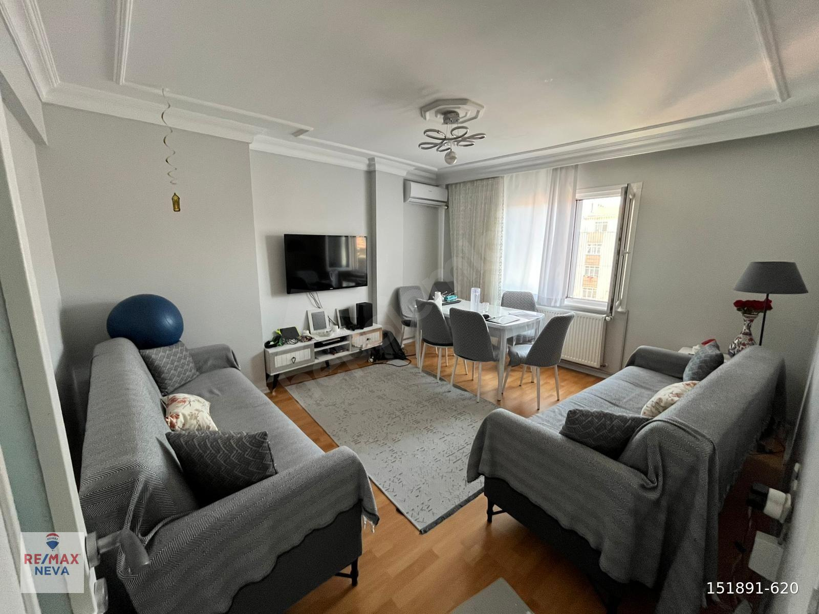 BAHÇELİEVLER ZAFER MAHALLESİ'NDE ÇİFT CEPHELİ 2+1 SATILIK DAİRE