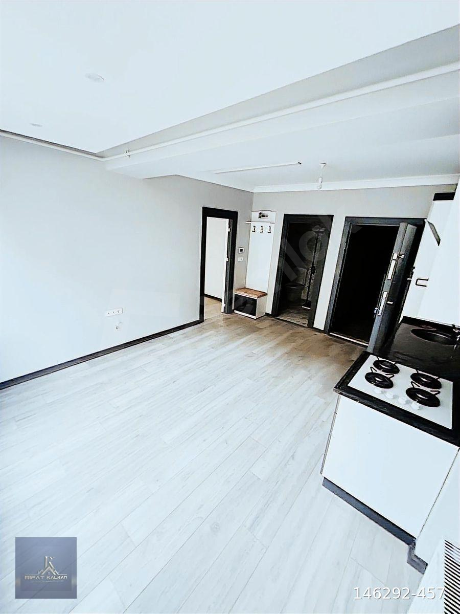 CUMHURİYET PARKINA YAKIN 1+1 KİRALIK DAİRE
