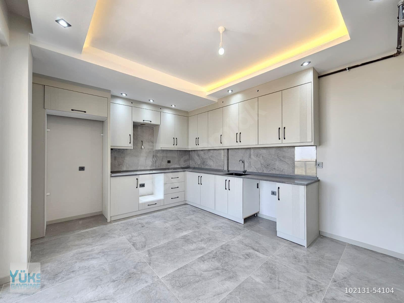 Denizli yenişafak mahallesinde 3+1 160 m2 önü açık lüks satılık arakat daire