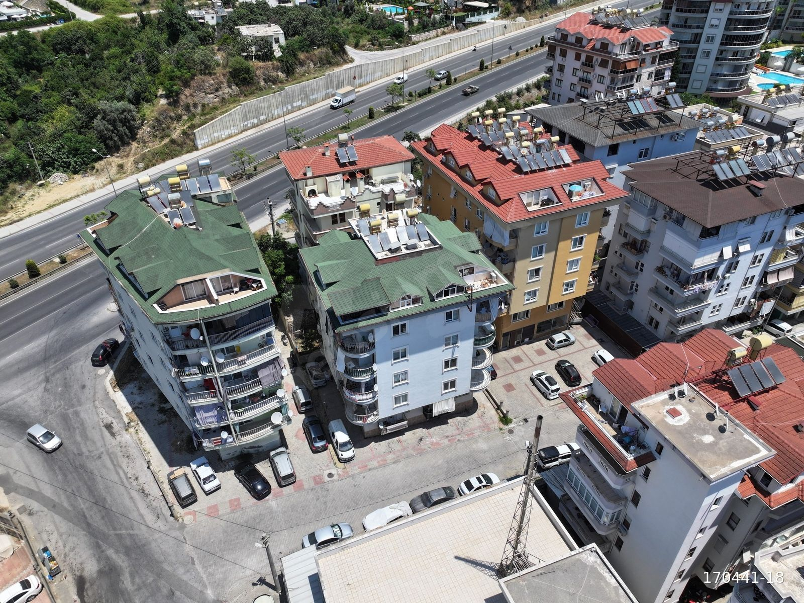 CİKCİLLİDE MERKEZİ KONUMDA SATILIK FIRSAT 2+1 DAİRE