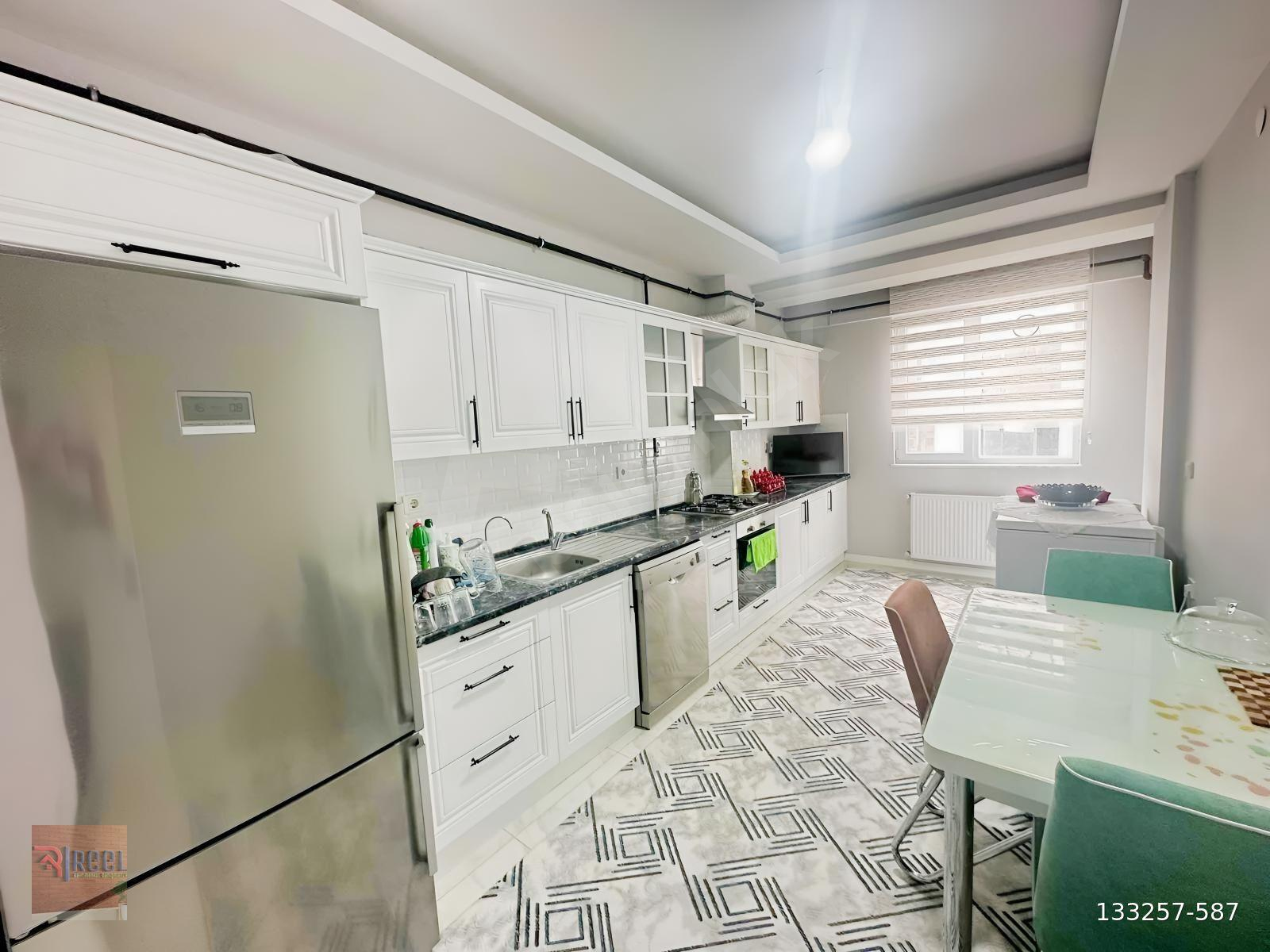 REEL'DEN ARA KAT ÇOK GENİŞ M/S AYRI EBEVEYN BANYOLU 2+1