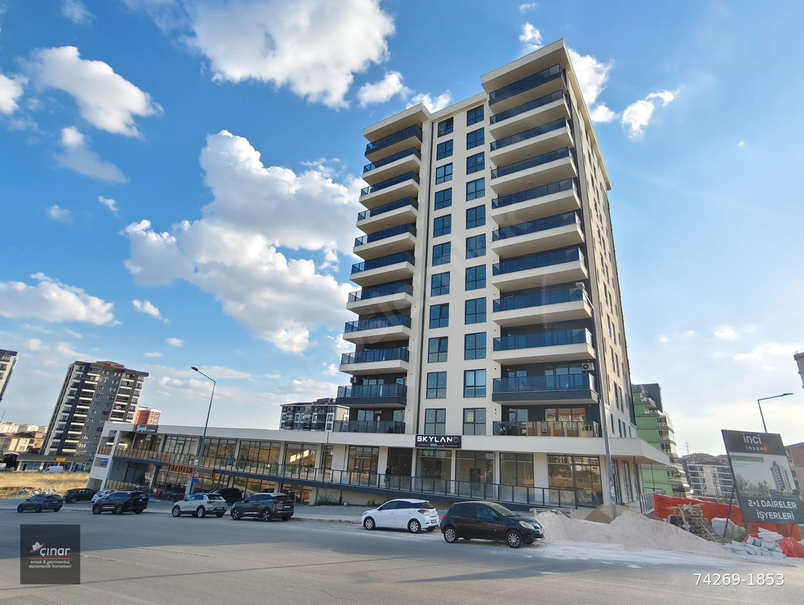 ÖZGÜR ÇOCUK PARKI YAKINI KAPALI OTOPARKLI+YERDEN ISIT+EB. BANYO 2+1 çınar emlak