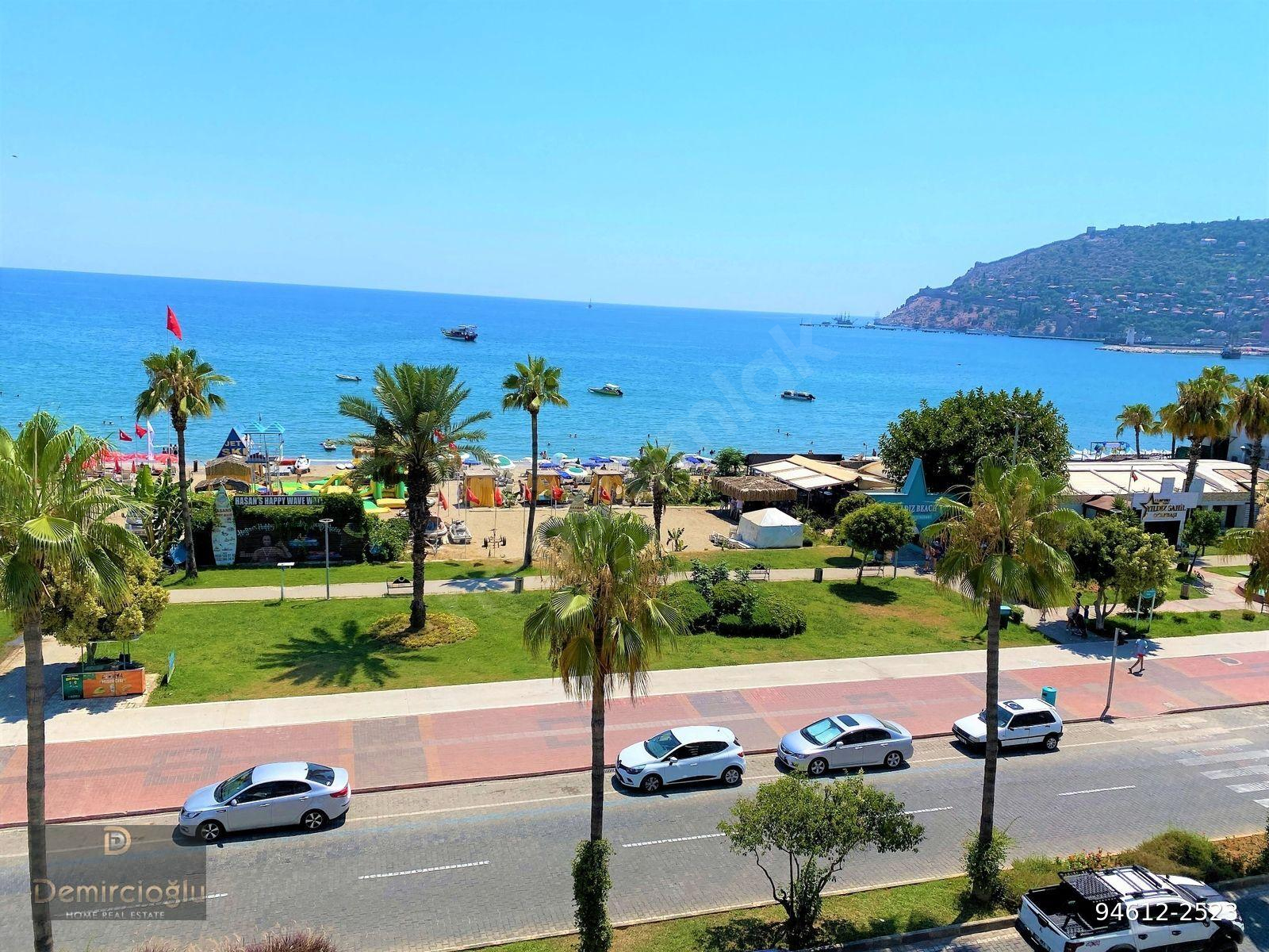 ALANYA MERKEZDE KİRALIK 3+1 DENİZE SIFIR ULTRA LÜKS EŞYALI DAİRE