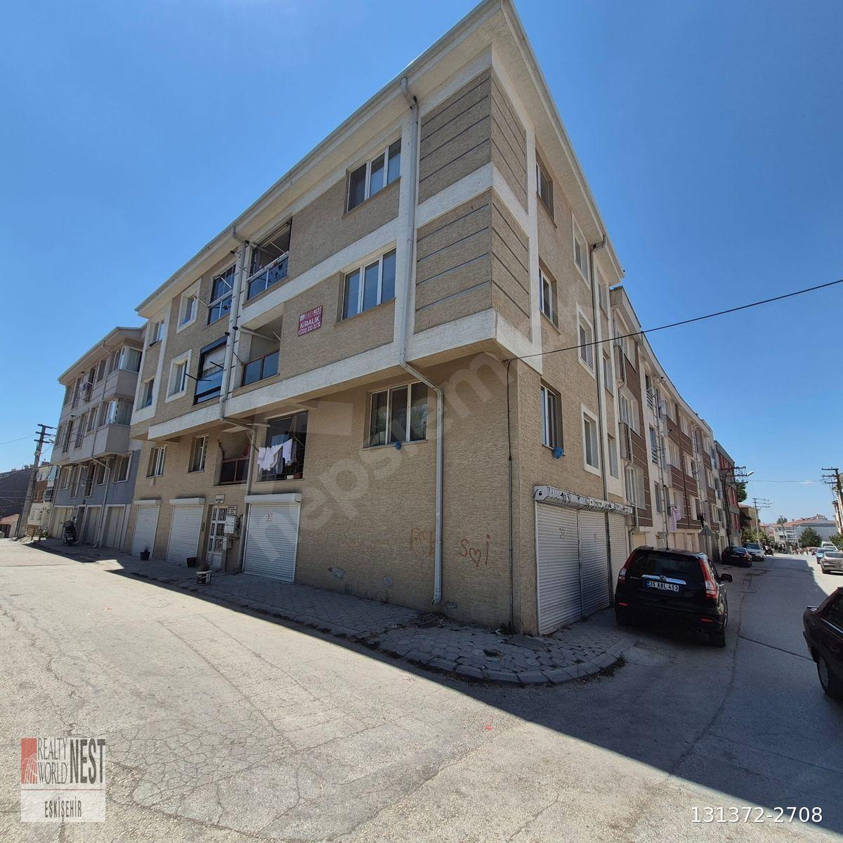 RW NESTTEN ÇAMLICA MH KAPALI PAZAR YAKINI 2+1 KİRALIK DAİRE