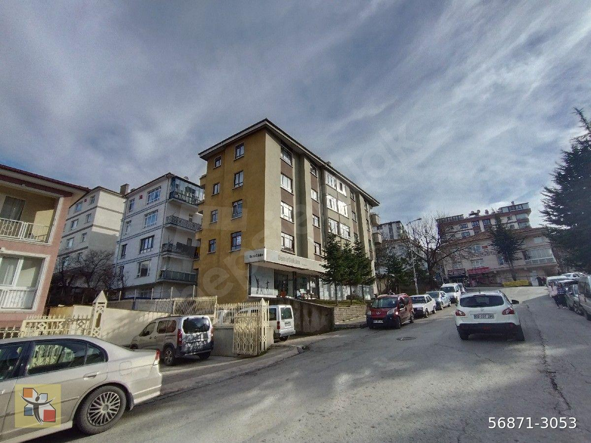 CADDE YAKINI ÖN CEPHE 3+1 KLASİK SALON KİRALIK DAİRE