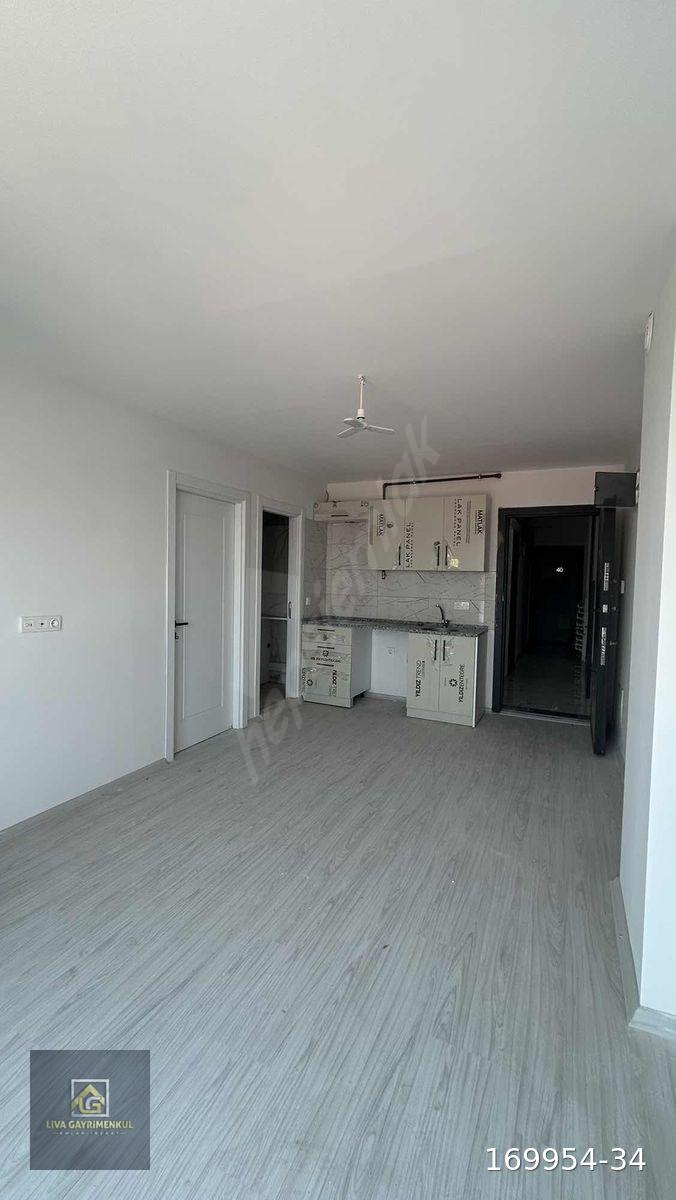 Buca Çamlıkule Mahallesinde Kiralık 1+1 Arakat Sıfır Daire