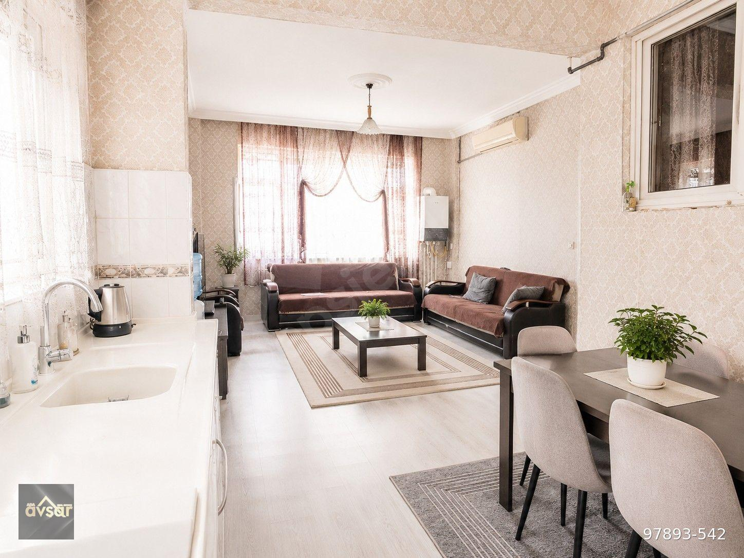 KUŞADASIN'DA SATILIK 3+1 DOGALGAZLI DAİRE