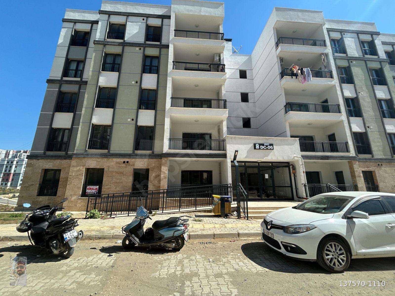 ORHANLI DA 2.ETAPTA OKULUN HEMEN YANINDA 3+1 KİRALIK YÜKSEK GİRİŞ KAT