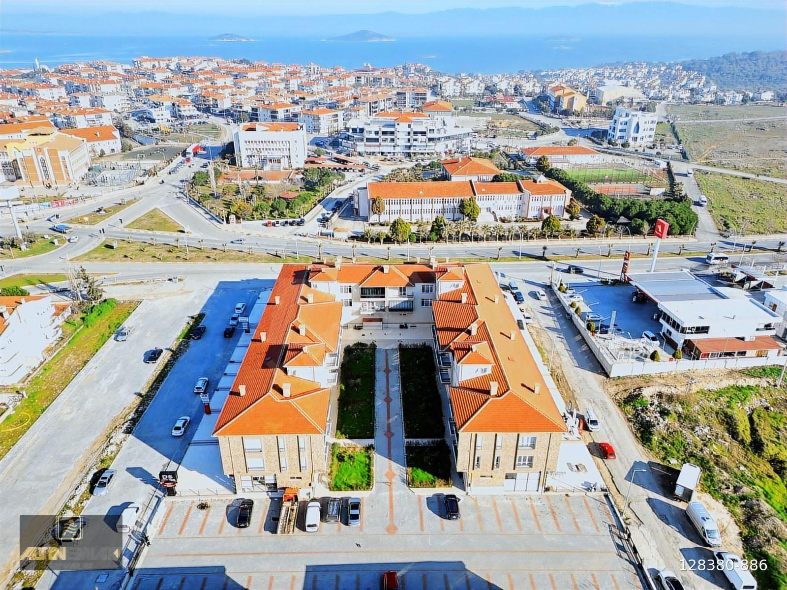 ALTIN EMLAKTAN AYVALIKTA SATILIK 3+1 SIFIR LÜKS DAİRE