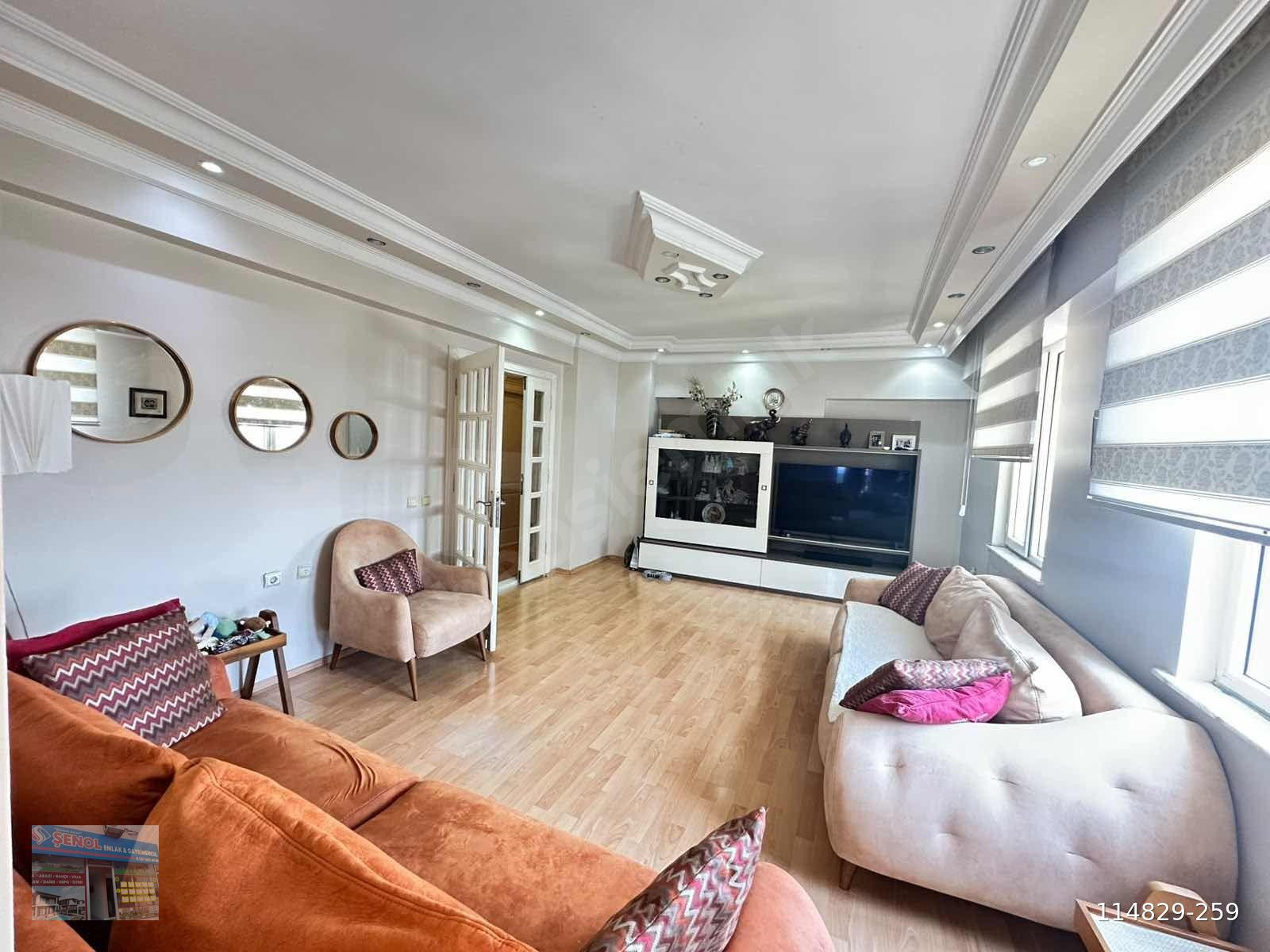 Yenidoğan da 9.Kat asansörlü 3+1 150m2 satılık kupon daire