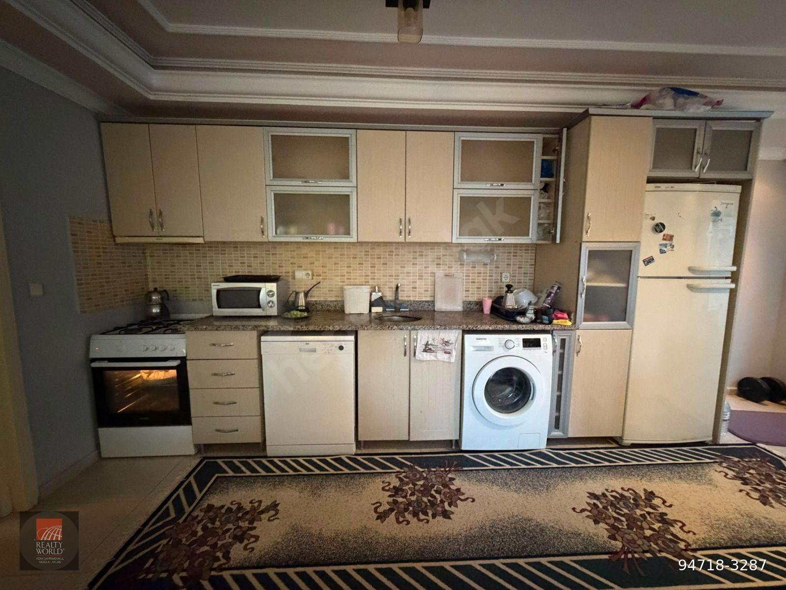 Alanya Mahmutlar’da Ebeveyn Banyolu 2+1 Havuzlu Sitede Satılık Daire