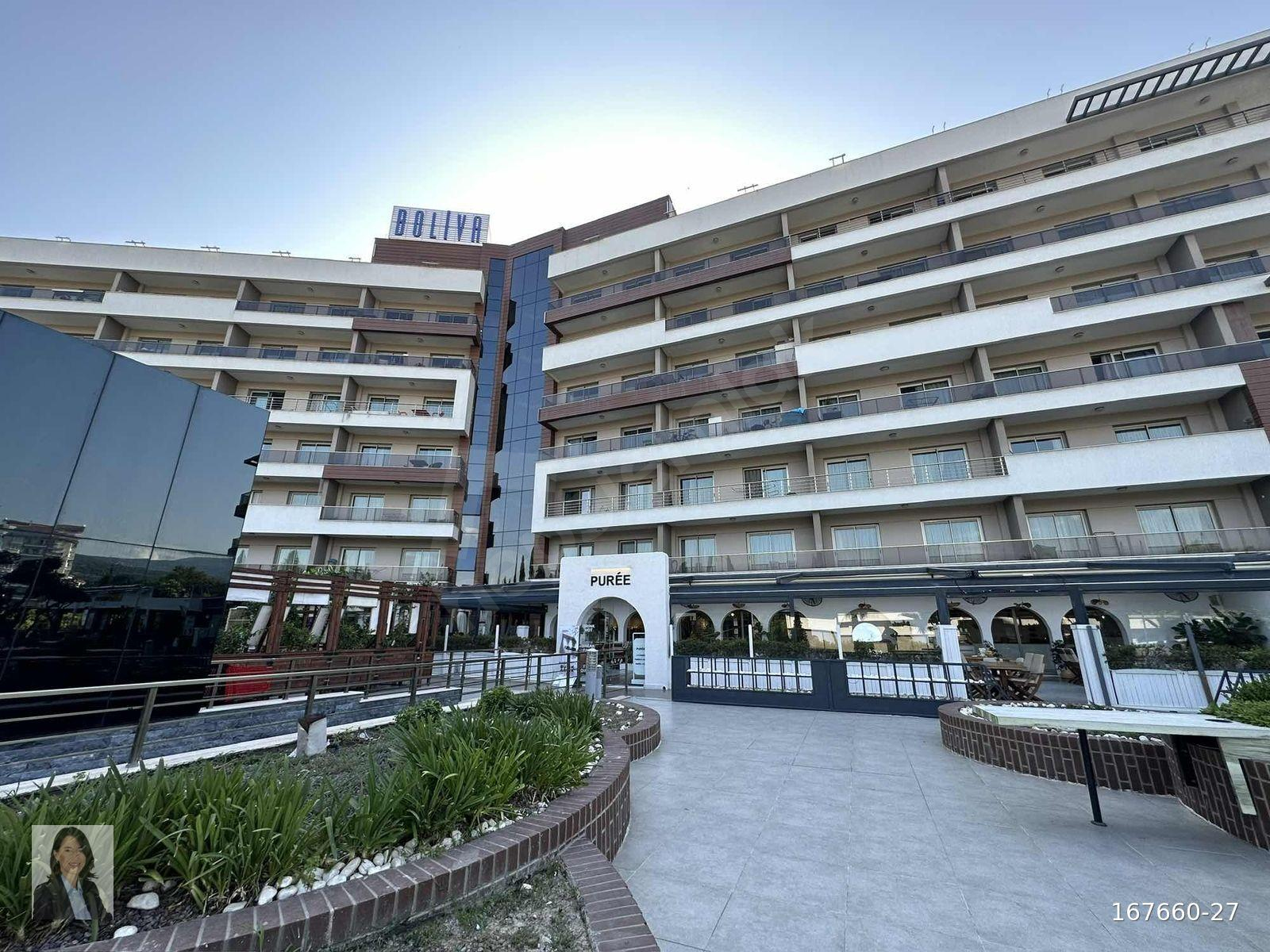 Boliva Bornova'da 1+1 Eşyalı Kiralık Daire Ön cephe