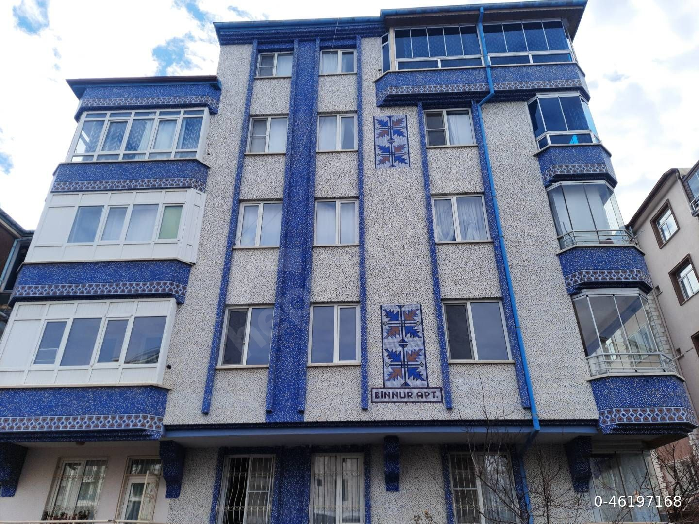 Aksaray merkezde genis daire arayanlar 3+1 net 155 m2 ara kat asansörlü kilerli ebeveynli cambalkonl