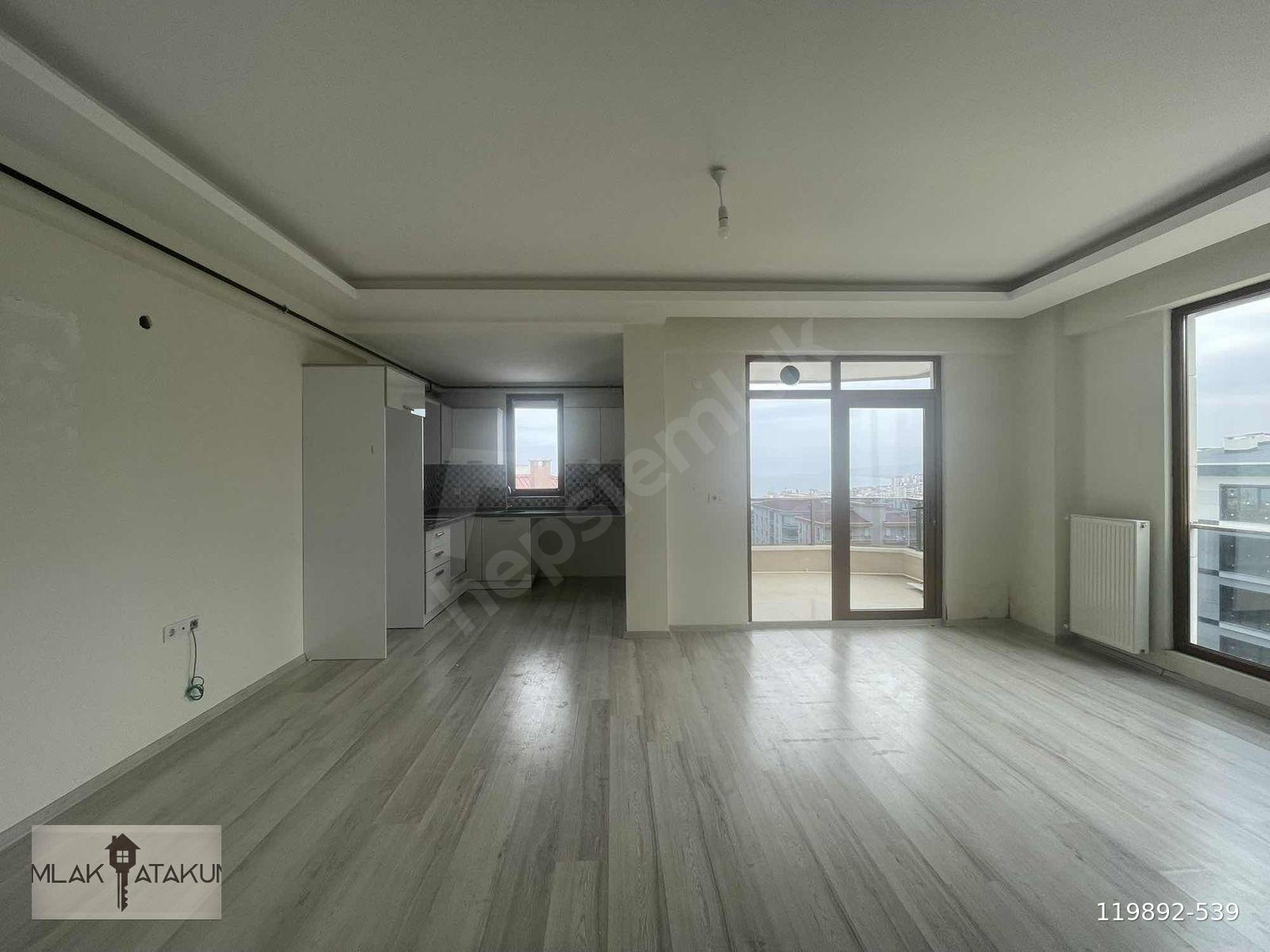 Atakum Atlı Çiftlik Yolu Üstünde Satılık 1+1 Daire