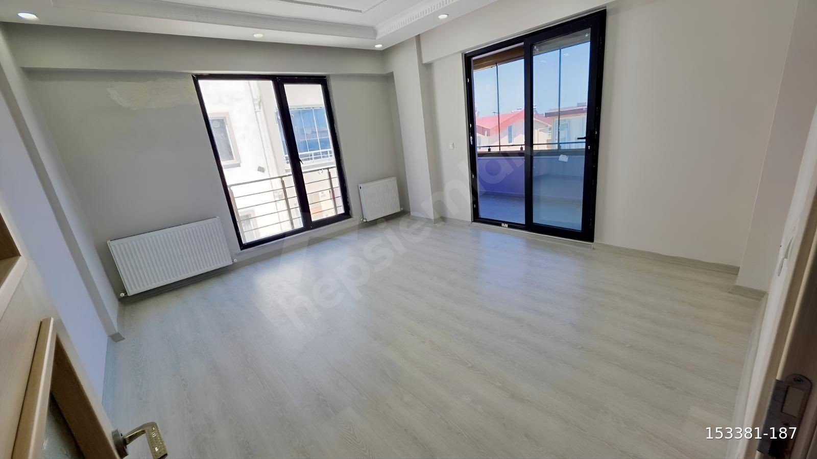 kiralik 2+1 80metre deniz mamzarali sifir lux daire