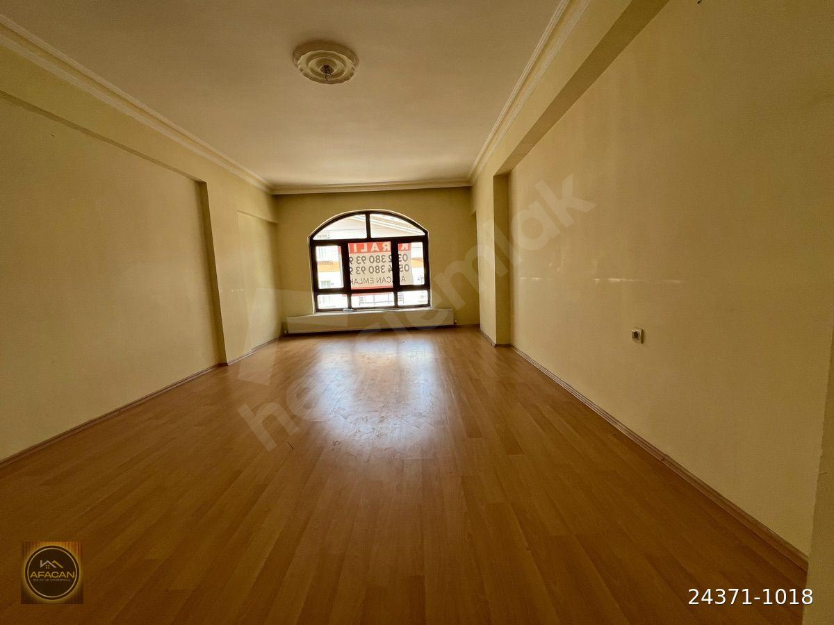 AFACAN'DAN BADEMLİKTE CADDEYE YAKIN 3+1 ÖN CEPHE İKİ BALKONLU KİRALIK DAİRE