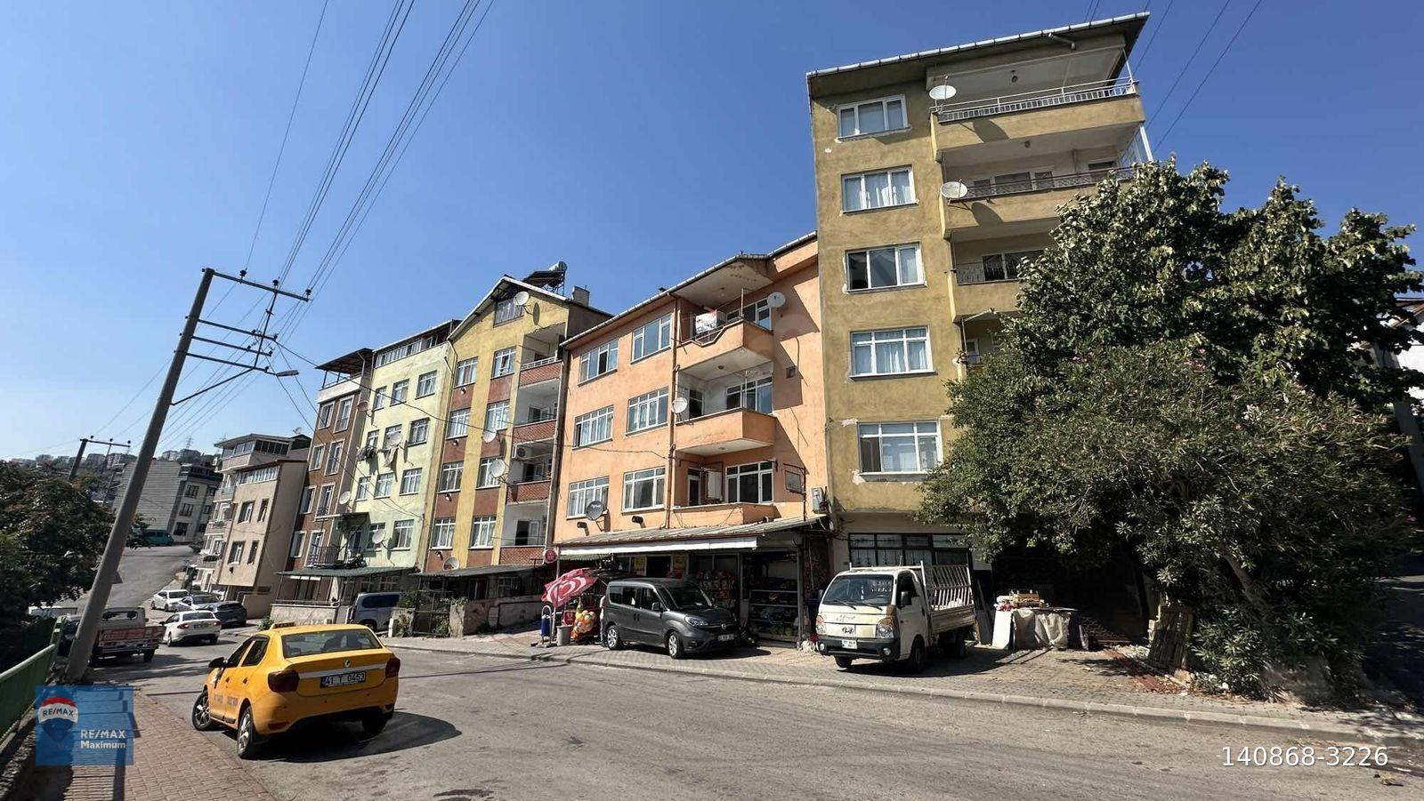 İZMİT ZABITAN MH. DENİZ MANZARALI KİRALIK 2+1 DAİRE