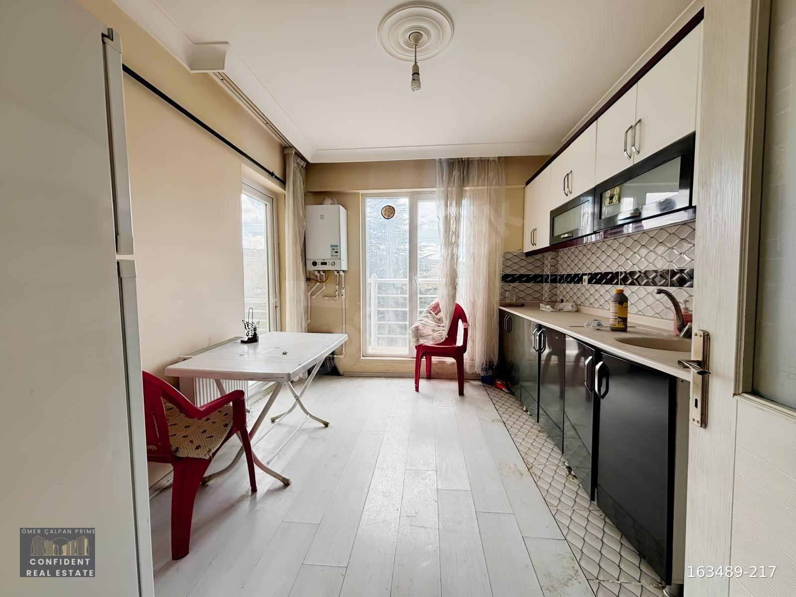ACİL BOSTANCIK CD. YANI ASKERİYE YAKINI ASANSÖRLÜ 3+1 DAİRE