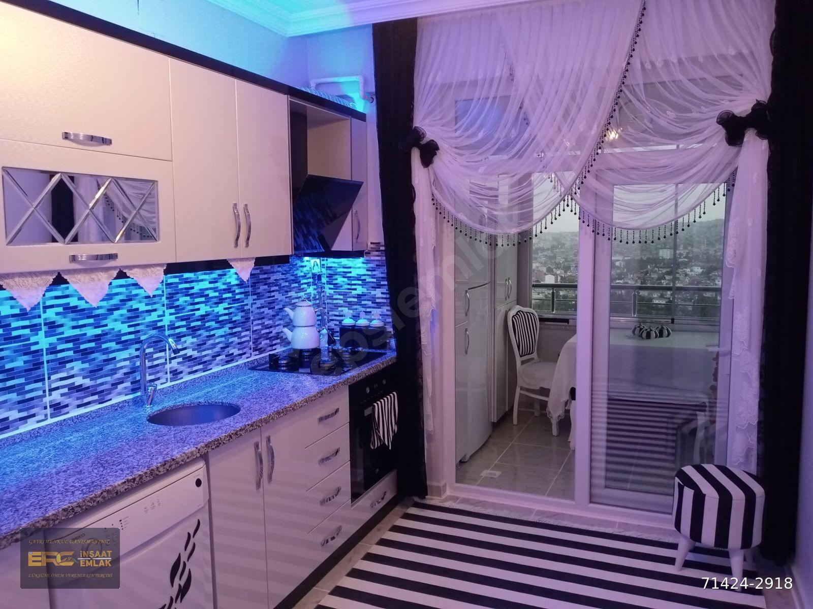 HÜNKAR DÜGÜN SALONU ARKASI GENİŞ 2+1 DAİRE