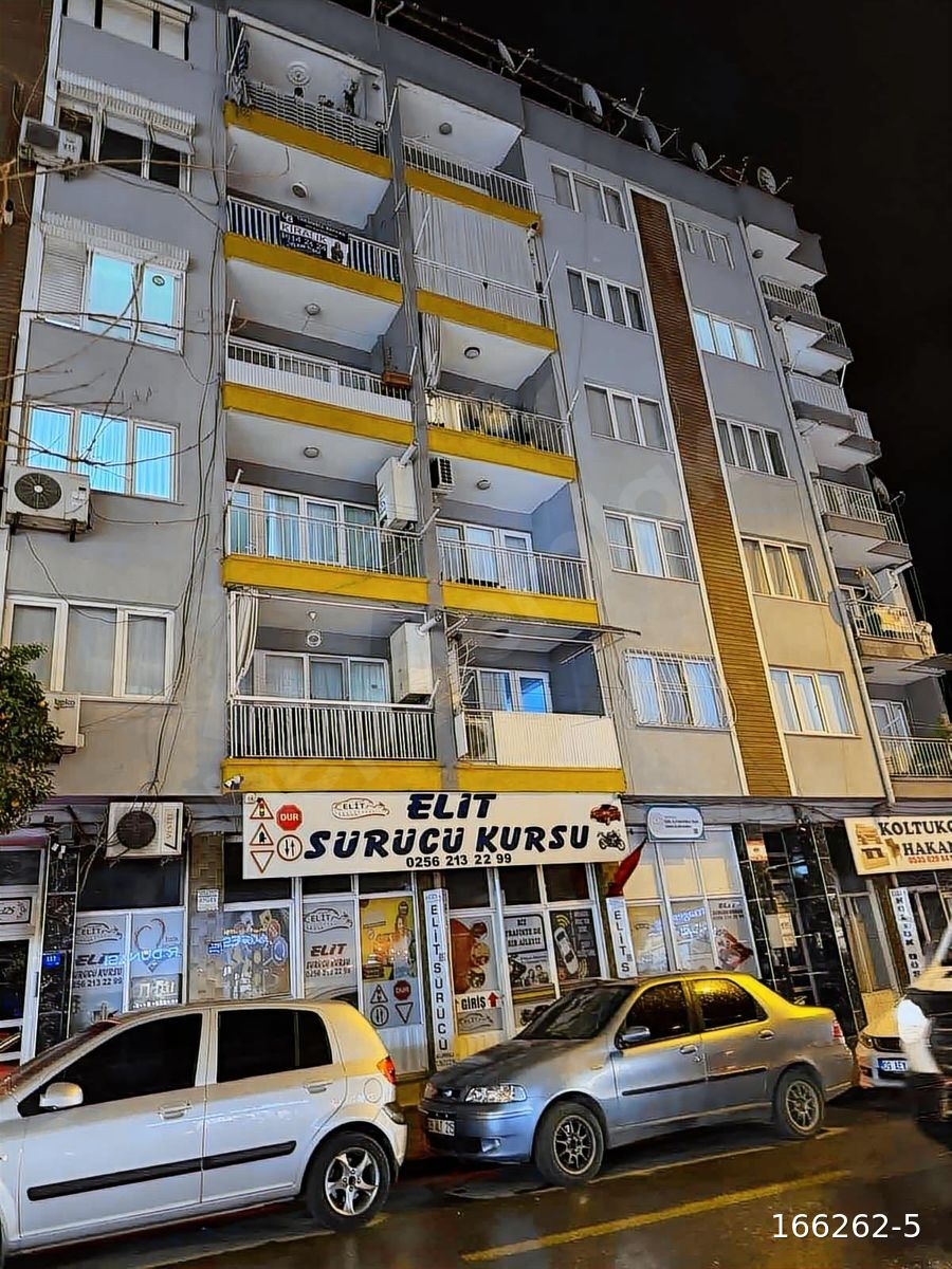 ZAFER MAHALLESİ DOĞU GAZİ BULVARI ÜZERİNDE 3+1 SATILIK DAİRE