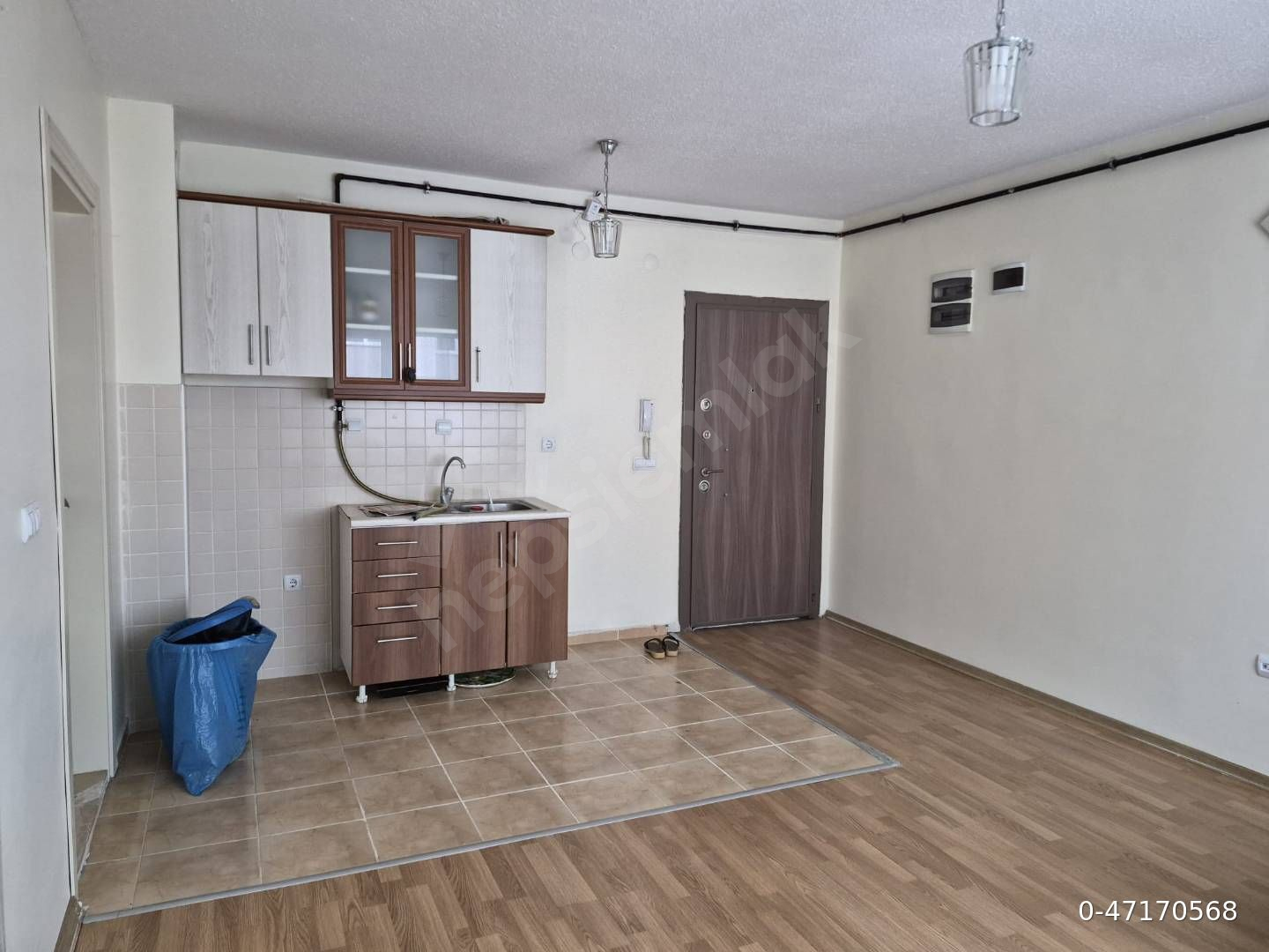 Yenişehir Mahallesinde hem yatırıma hem de oturuma uygun satılık 1+1 daire