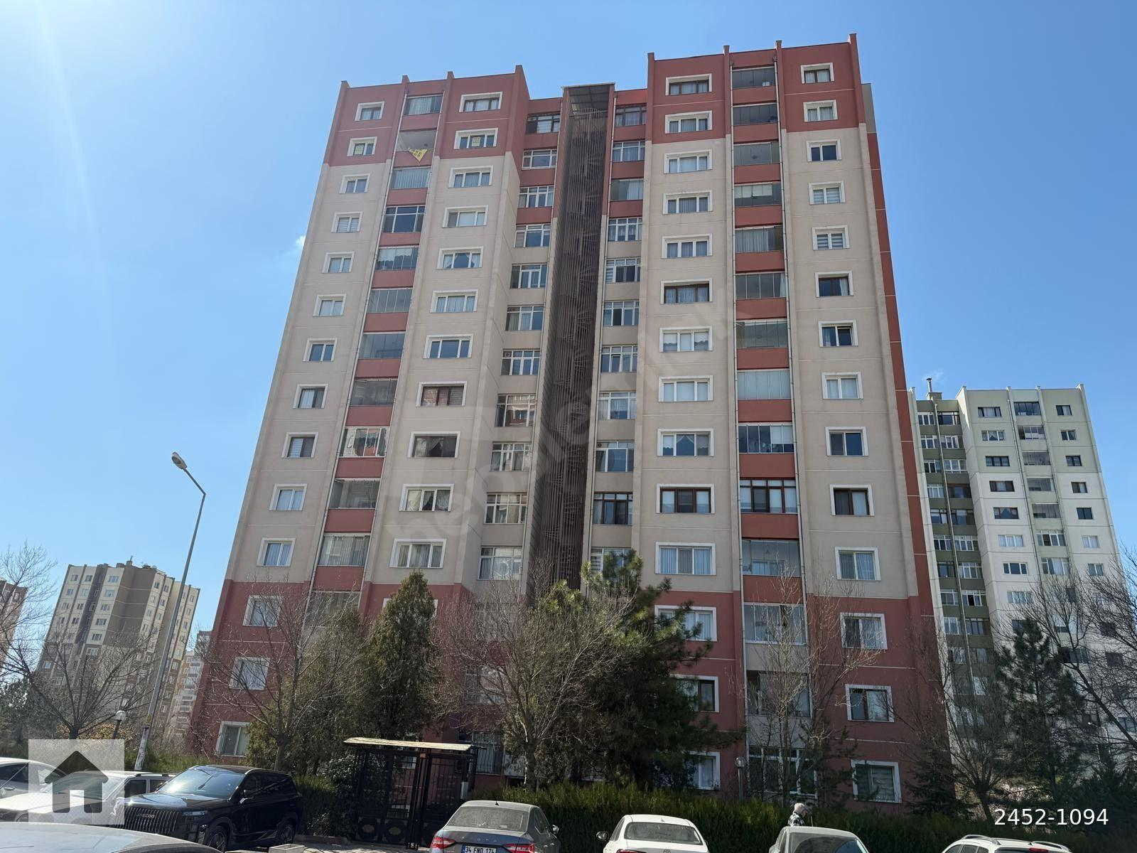 YENİMAHALLE ,URANKENT SİTESİNDE,,3+1