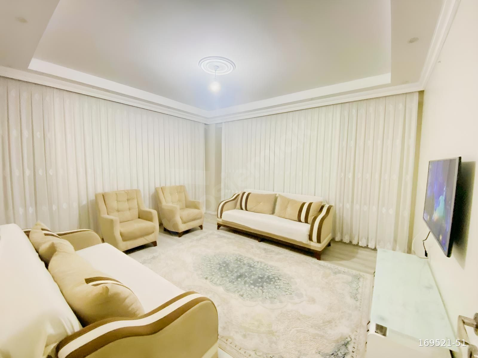 KİRAZLI'da SİTEDE 115 m2 K-OTOPARK 3+1