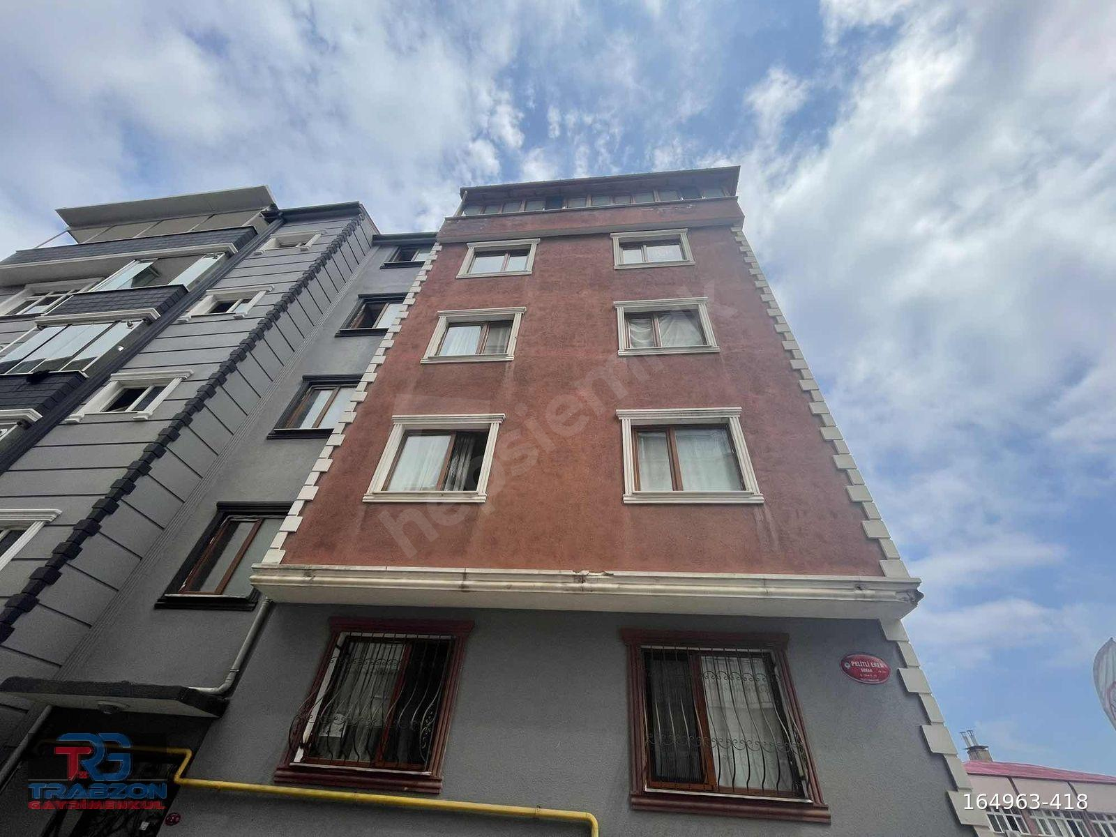 KONAKLAR ANAYOLA YAKIN 3+1 SATILIK DAİRE