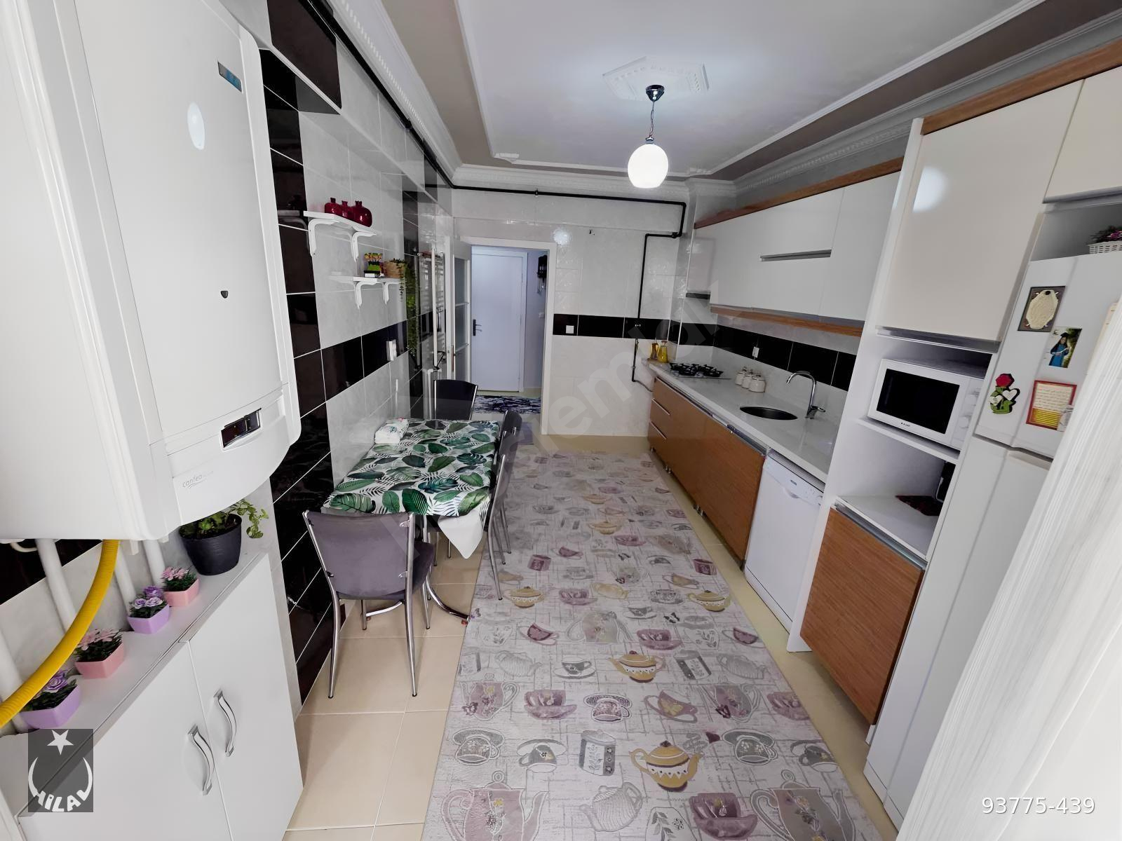 HİLAL'DEN YEŞİLBAYIR'DA CADDE,YAKINI KİLERLİ GENİŞ M²Lİ 3+1DAİRE