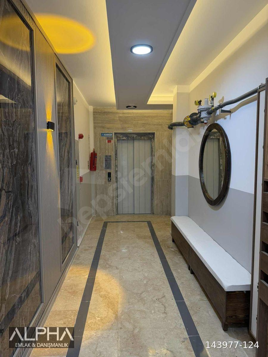 ALPHA EMLAK'TAN ŞEHRİN EN DEĞERLİ KÖŞESİNDE SATILIK 2+1 DARİE