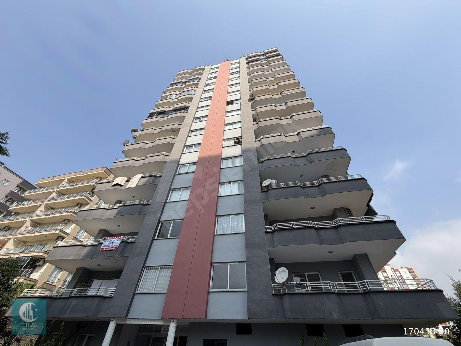 Mezitli Akdeniz Mahallesi'nde, Kendi Zevkinize Göre Tasarlayabileceğiniz Geniş 3+1